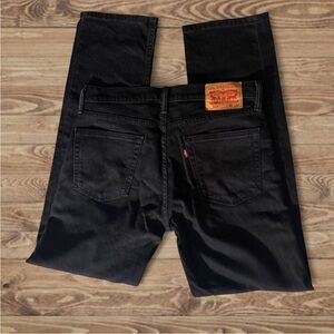 Levi's Men's Black Straight Jeans